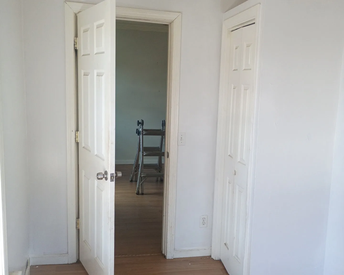 3 bed, $1,400 — Photo 1