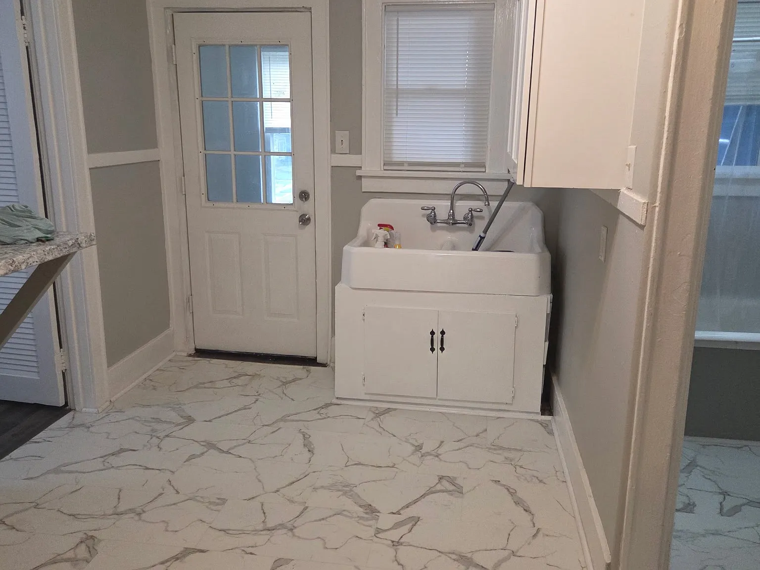 3 bed, $1,650 — Photo 1