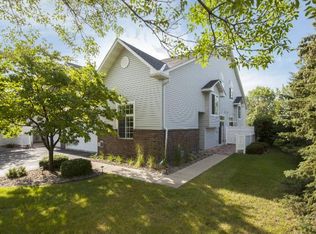 2701 Mallard Dr, Woodbury, MN 55125