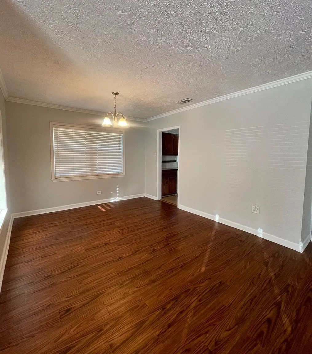2052 North Robison Road - 1 — Photo 4