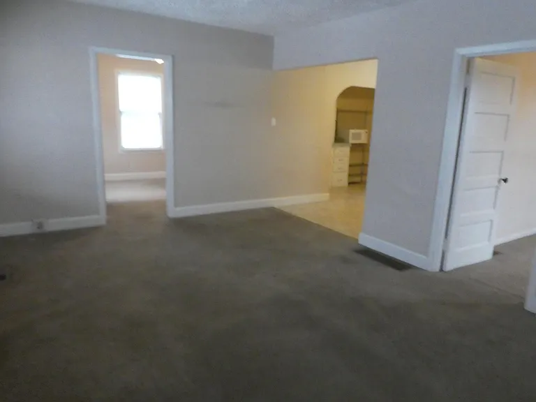 2333 SE Tacoma St — Photo 13