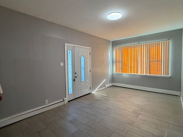 167-03 14th Rd FLOOR 1