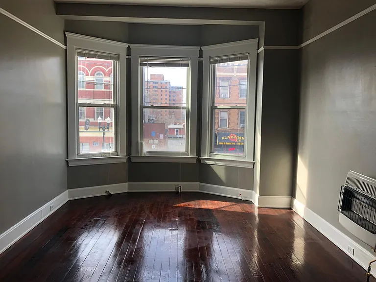 2726 Short Vine St #2 — Photo 1