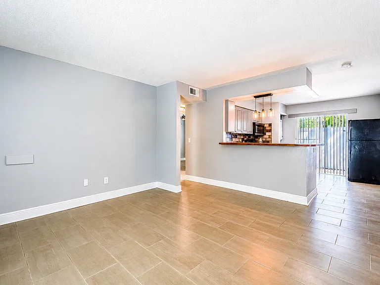 7919 Lakeshore Dr #A — Photo 2