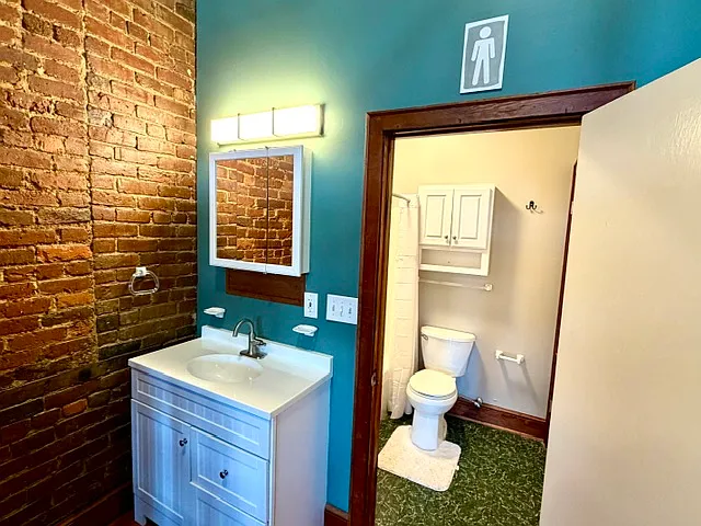 1206 Main St #1 — Photo 10