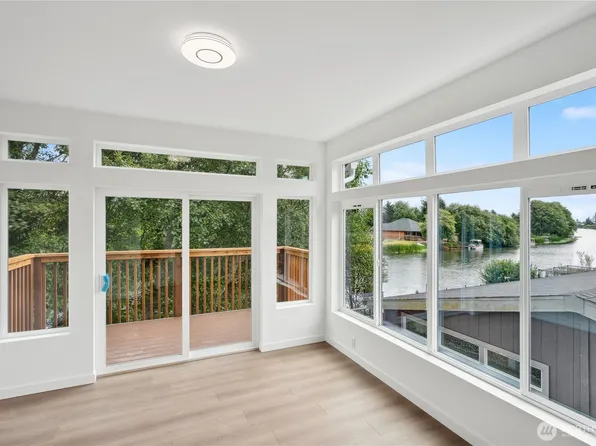 768 Point Brown Avenue SE #C, Ocean Shores, WA 98569