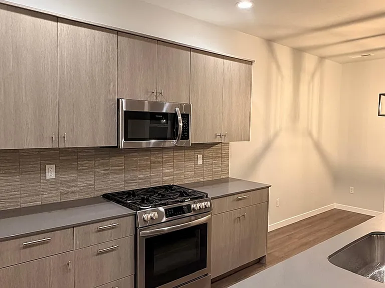 4939 S Amorita Ave — Photo 3