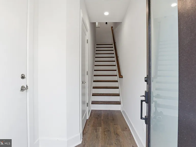 2103 Tysons Rd — Photo 5