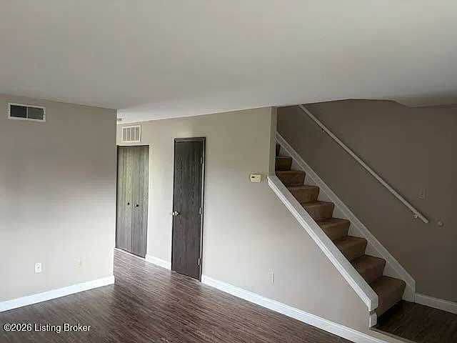 2 bed, 1.5 bath, 928 sqft, $1,200 — Photo 4