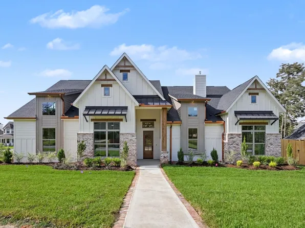 5442 Edgewater Ct, Willis, TX 77318