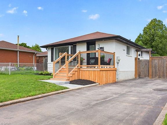 2nd image of 74 Balmoral Dr