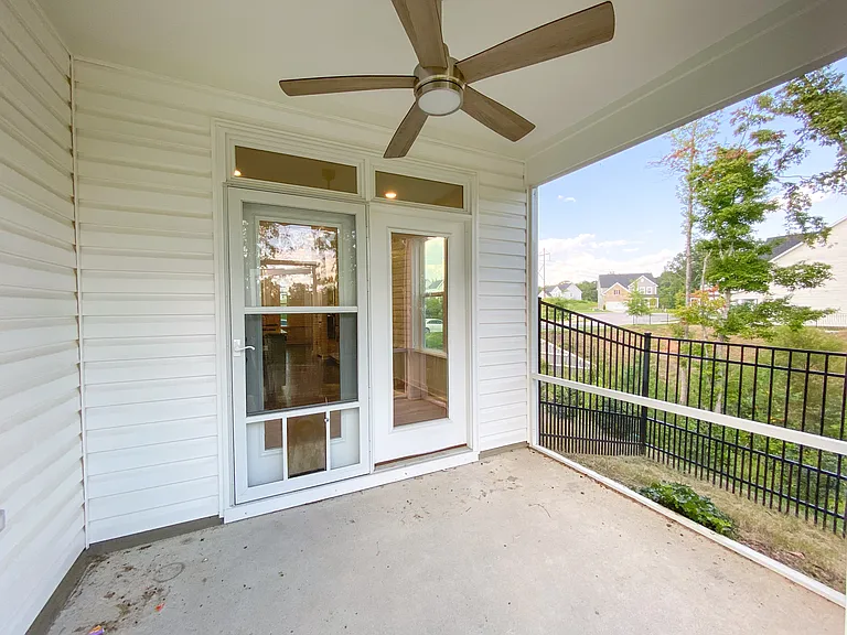412 Highland Forest Dr — Photo 16