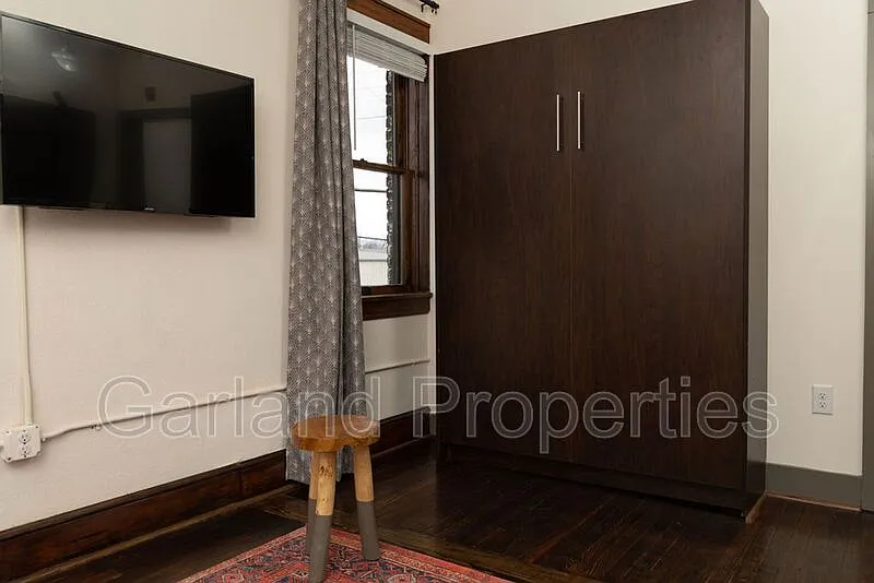 Studio, 1.0 bath, 275 sqft, $1,750 — Photo 4