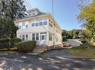 46 Burpee Rd FLOOR 2, Swampscott, MA 01907
