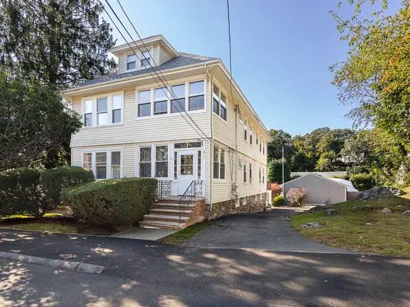 46 Burpee Rd Floor 2, Swampscott, MA 01907