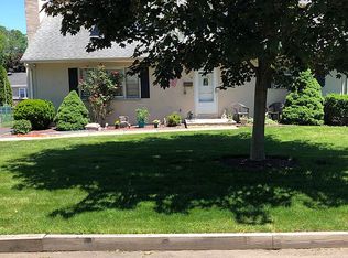 16 Dayton Ave, Middlesex, NJ 08846