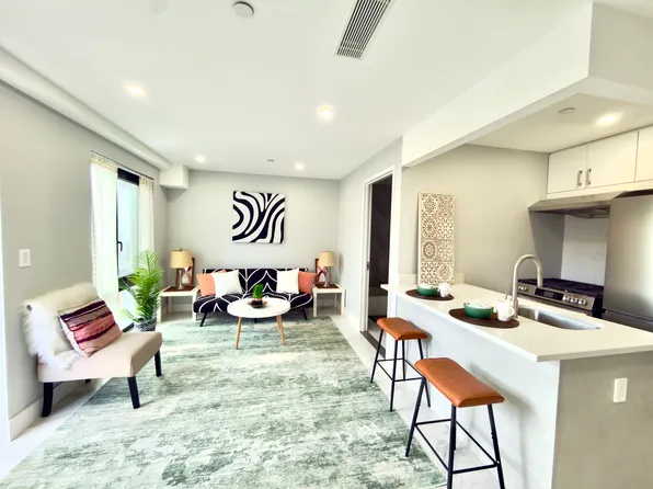 643 5th Avenue image 1 of 7