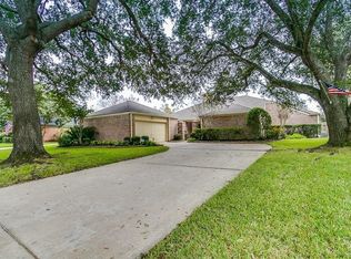 3915 Pleasant Valley Dr, Missouri City, TX 77459