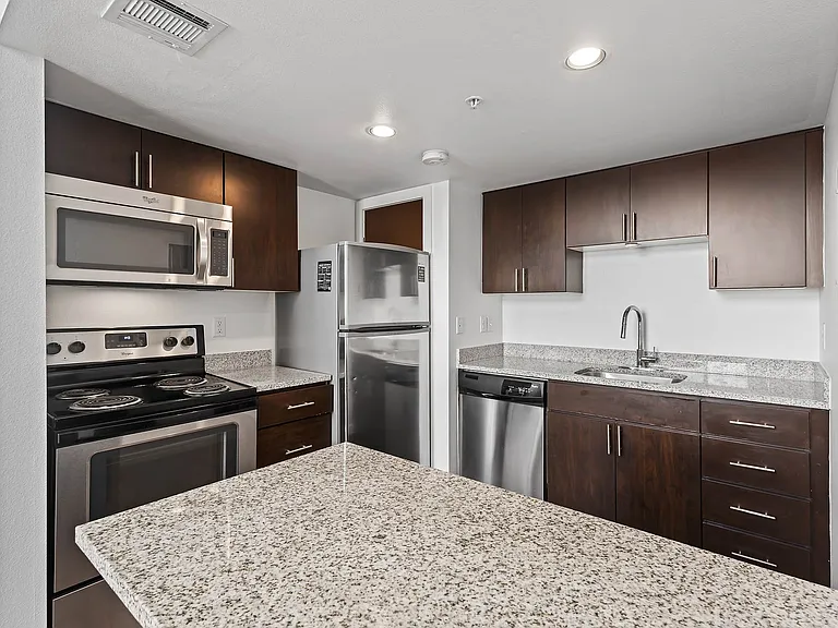 Emerson Lofts — Photo 47