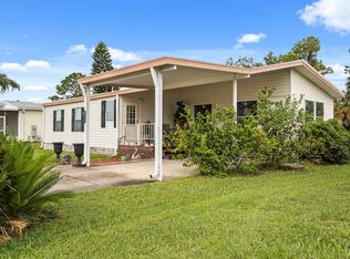 1657 Elkhart Cir, Tavares, FL 32778