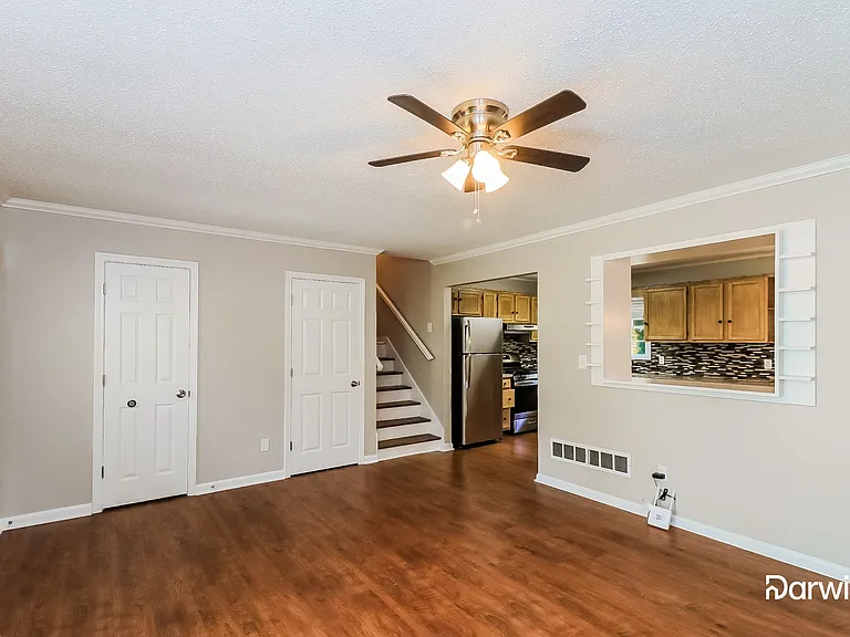 33 Fox Ridge Ct — Photo 7