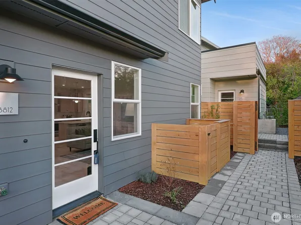 8812 41st Avenue SW, Seattle, WA 98136