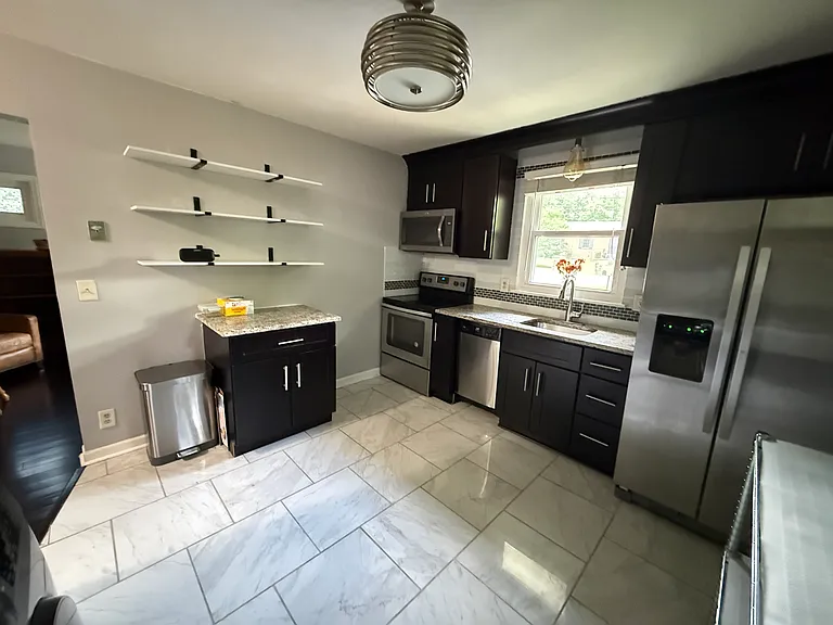 3512 Golf St #A — Photo 7