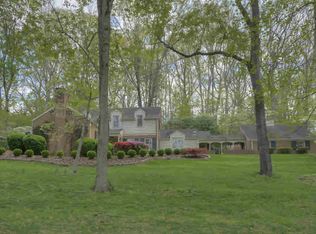 3 Hickory Rd, Radford, VA 24141