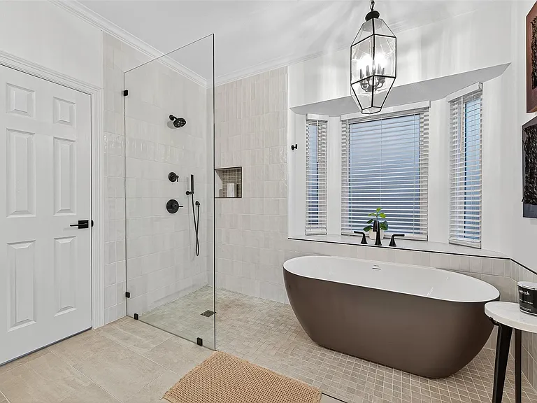 22115 Mission Hills Ln — Photo 42
