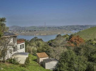 25 Gartley Ave, Crockett, CA 94525