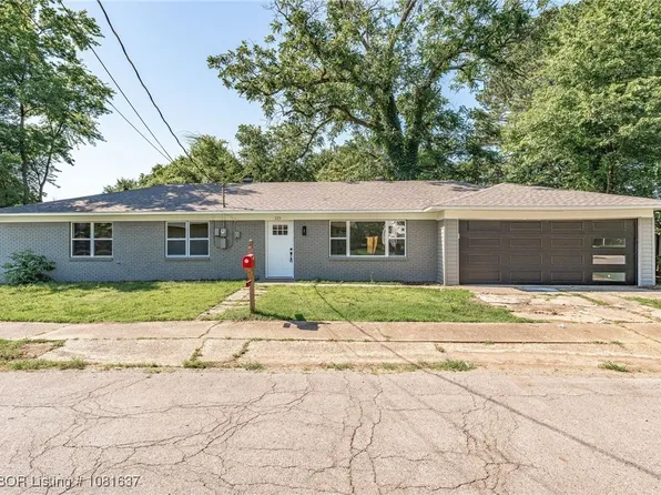 123 Oak St, Alma, AR 72921