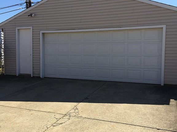 4th image of 11804 Darlington Ave