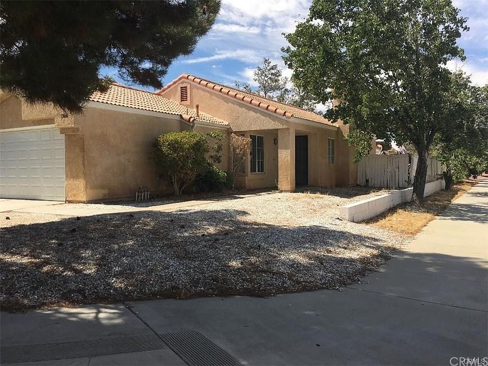 1st image of 13666 Monterey Ct