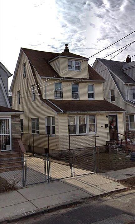 2nd image of 194-32 113th Ave