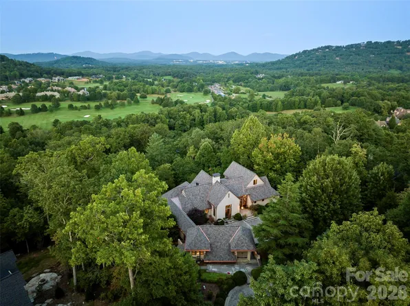 1929 Tree View Trl, Arden, NC 28704