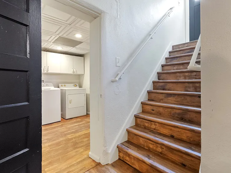 654 S Bryant St — Photo 20