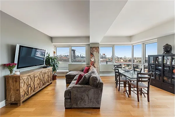 Rented by Urban Realty NYC | media 14