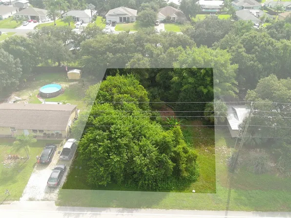 649 Roseland Rd, Sebastian, FL 32958