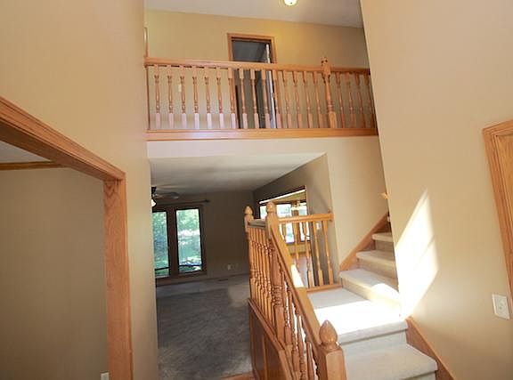2nd image of 5920 S 88th St