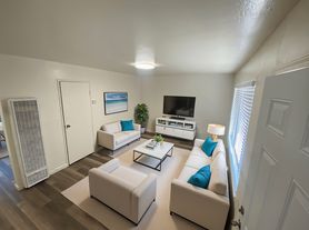 8811 A St, Oakland, CA