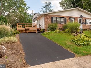 527 W Marion St, Lititz, PA 17543