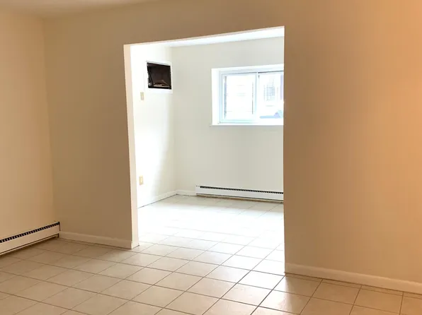 3326 Palisade Avenue image 3 of 12