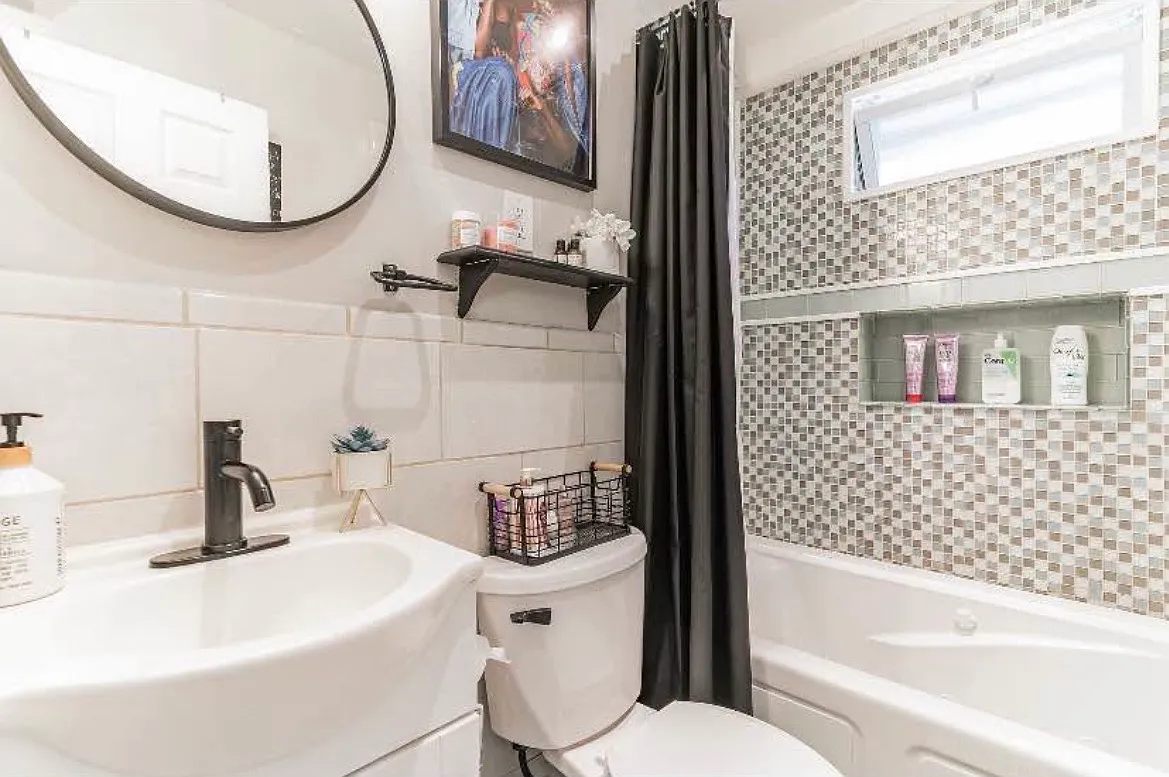 3 bed, 1152 sqft, $3,000 — Photo 3