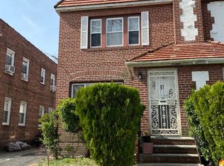 13504 227th St, Springfield Gardens, NY 11413