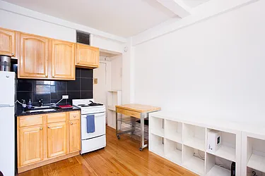 Rented by Mdrn Residential