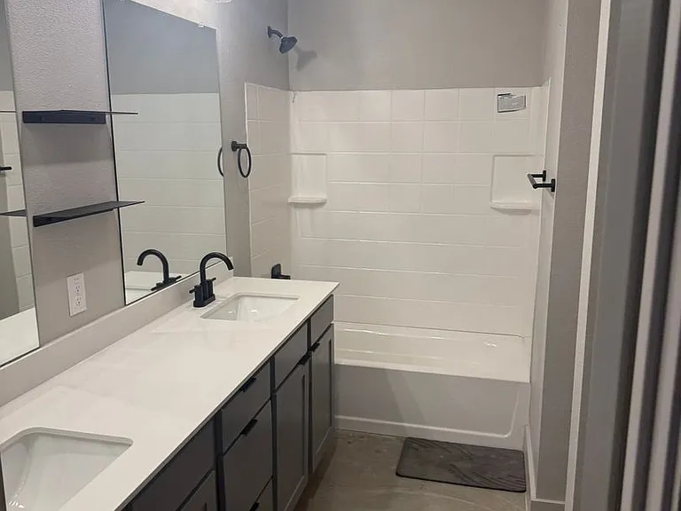 138 Greenbriar Ct — Photo 14