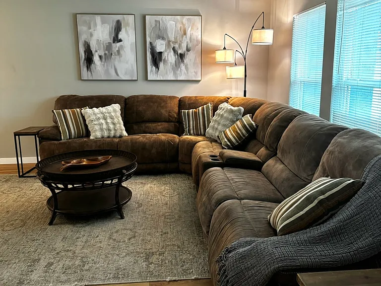 2222 Riverwood Ct — Photo 3