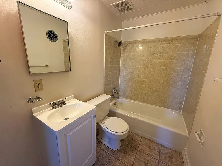 2169 S. McKinley — Photo 7