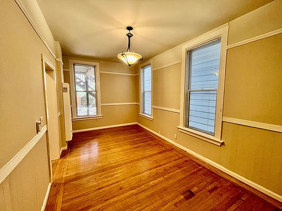 2nd image of 530 Shrader St #0