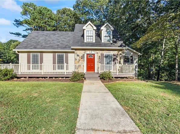 3140 Pine Bark Dr, Douglasville, GA 30135